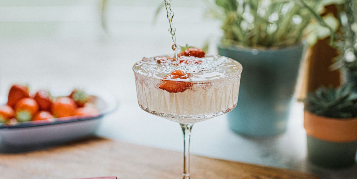 How to Throw a Cocktail Party Like You’ve Been Doing It for Years